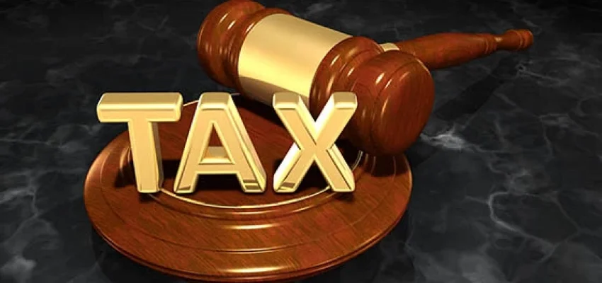 Sales-Tax-law-Changes-depicted-with-a-gravel-and-hammer-with-tax-written-on-it