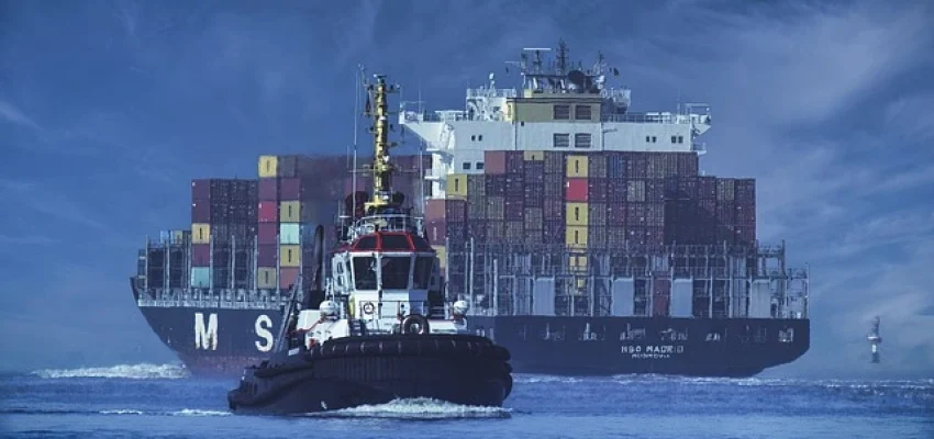 ship-with-containers